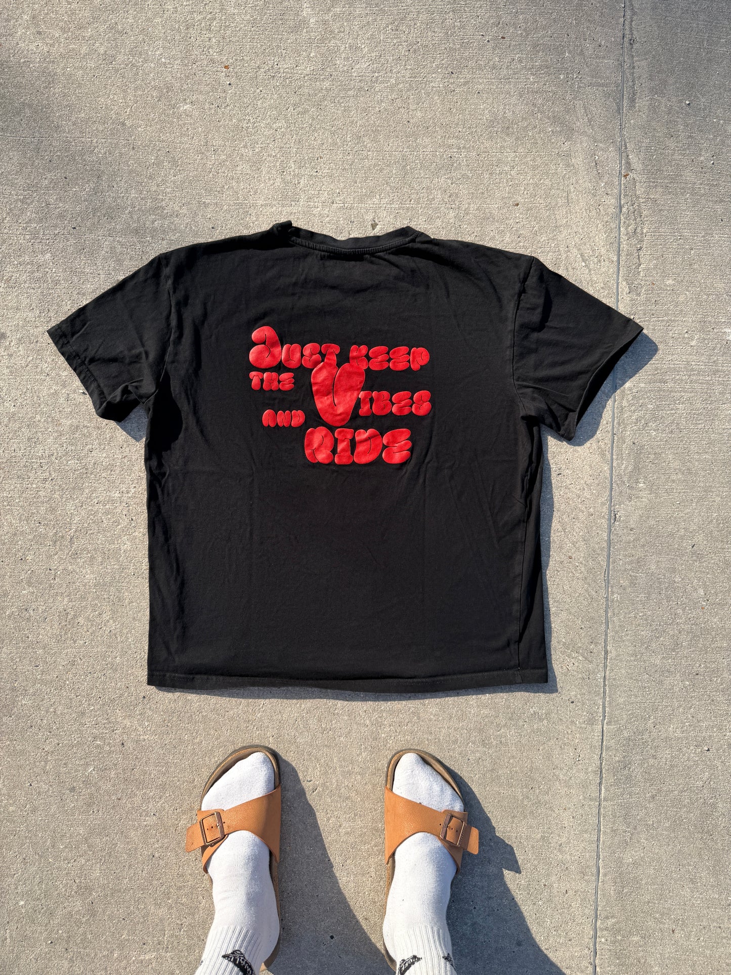 T-shirt KEEP THE VIBES